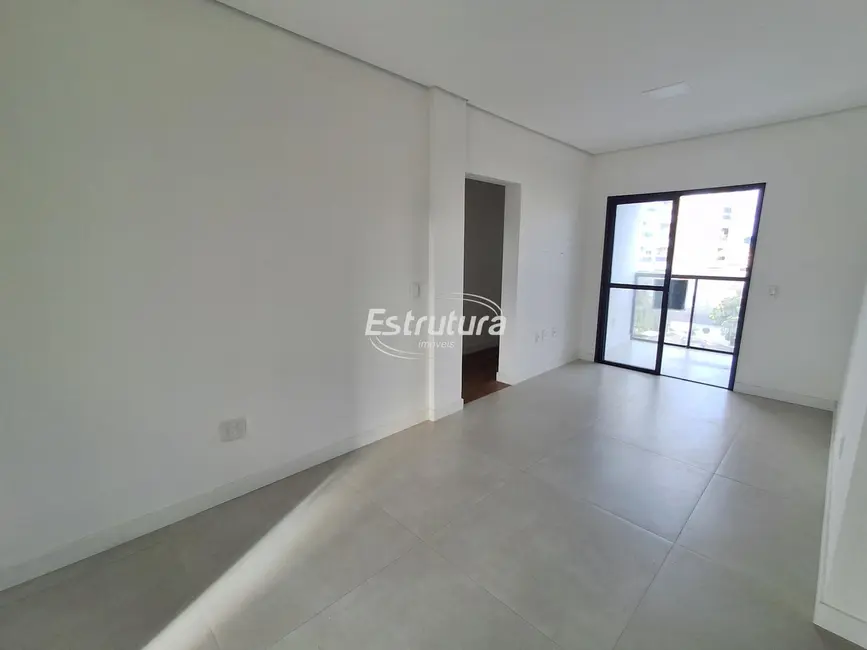 Foto 5 de Apartamento com 2 quartos à venda, 76m2 em Nossa Senhora das Dores, Santa Maria - RS