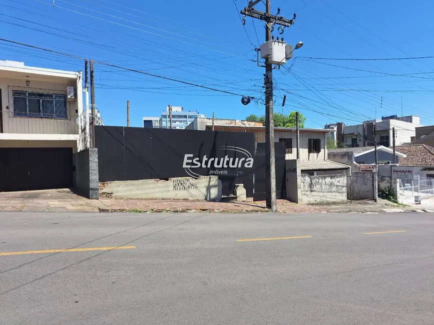 Foto 1 de Terreno / Lote à venda, 437m2 em Menino Jesus, Santa Maria - RS