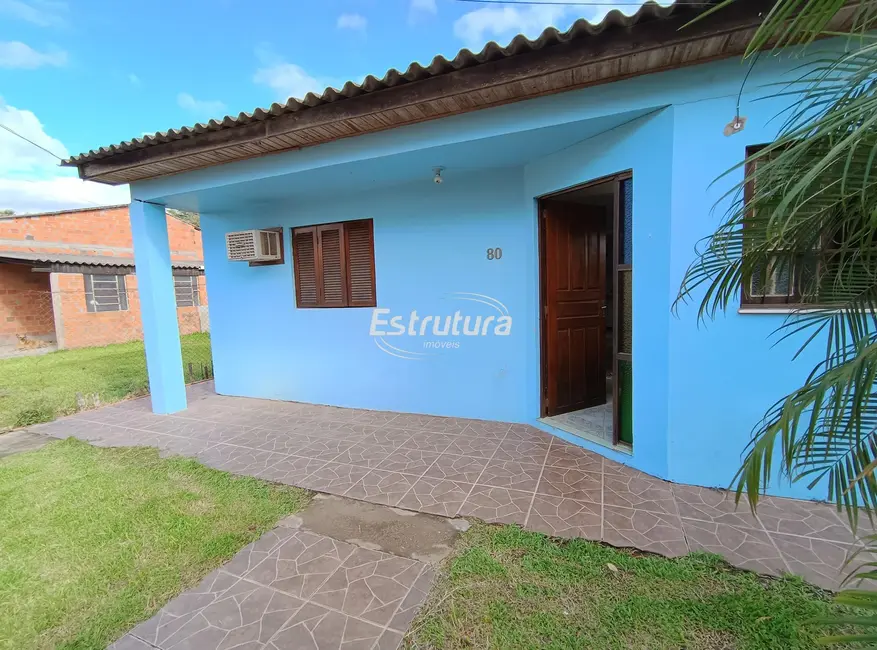 Foto 1 de Casa com 2 quartos à venda, 90m2 em Pinheiro Machado, Santa Maria - RS