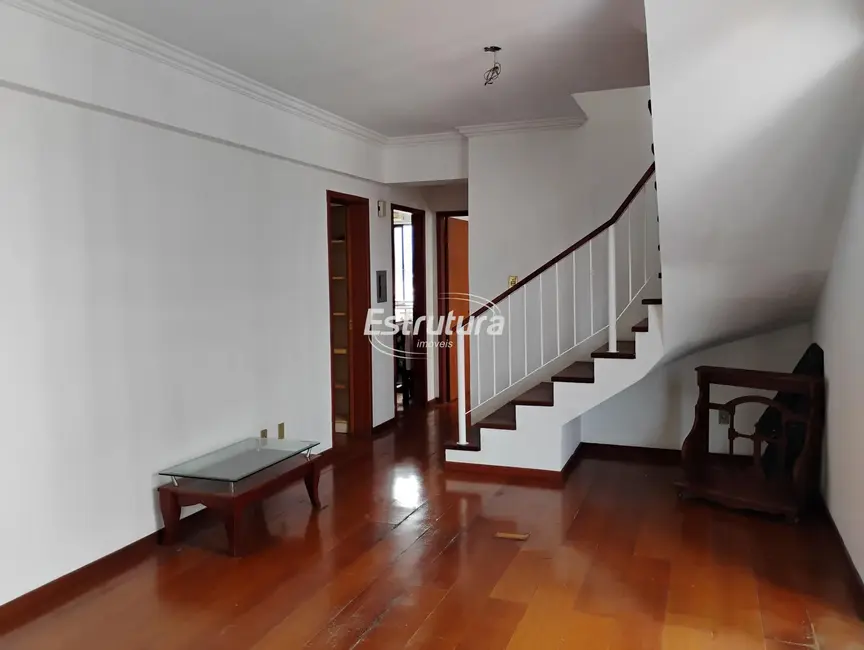 Foto 1 de Cobertura com 3 quartos para alugar, 166m2 em Centro, Santa Maria - RS