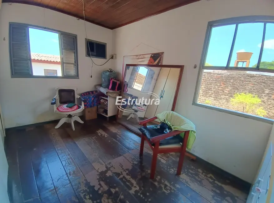 Casa com 2 quartos à venda, 41m2 em Juscelino Kubitschek, Santa Maria - RS - imagem 9 Foto 9 de Casa com 2 quartos à venda, 41m2 em Juscelino Kubitschek, Santa Maria - RS