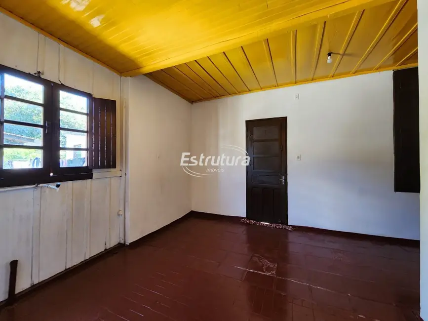 Foto 8 de Casa com 4 quartos à venda, 80m2 em Presidente João Goulart, Santa Maria - RS