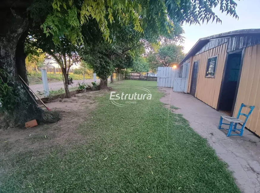Chácara com 3 quartos à venda, 100m2 em Dilermando De Aguiar - RS - imagem 3 Foto 3 de Chácara com 3 quartos à venda, 100m2 em Dilermando De Aguiar - RS