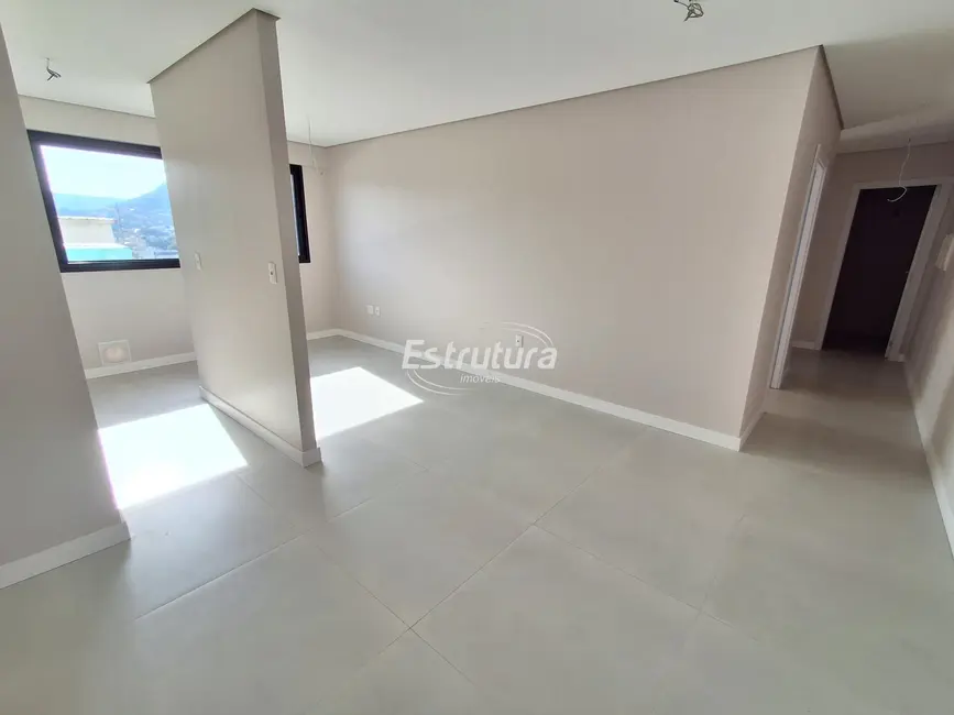 Foto 4 de Apartamento com 2 quartos à venda, 67m2 em Centro, Santa Maria - RS