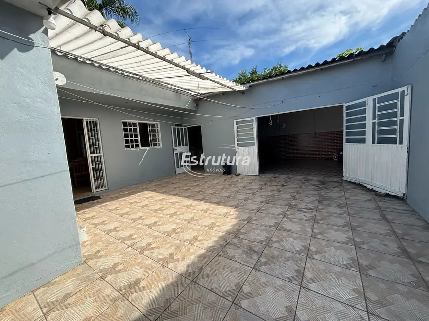 Casa com 3 quartos à venda, 164m2 em Juscelino Kubitschek, Santa Maria - RS - imagem 3 Foto 3 de Casa com 3 quartos à venda, 164m2 em Juscelino Kubitschek, Santa Maria - RS