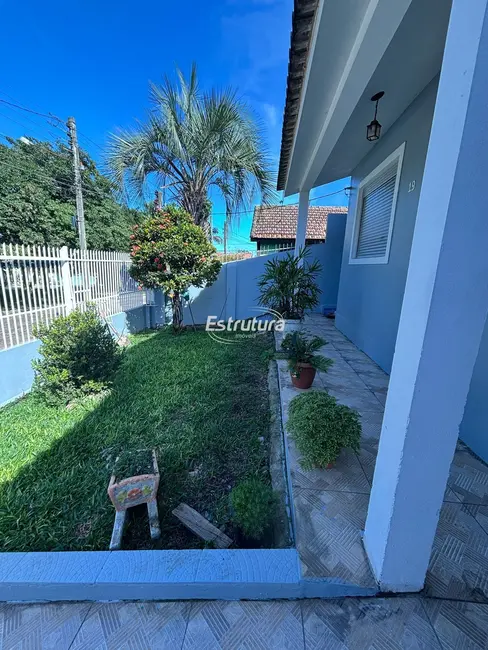 Casa com 3 quartos à venda, 164m2 em Juscelino Kubitschek, Santa Maria - RS - imagem 2 Foto 2 de Casa com 3 quartos à venda, 164m2 em Juscelino Kubitschek, Santa Maria - RS