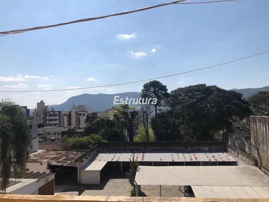 Foto 8 de Apartamento com 3 quartos à venda, 95m2 em Nossa Senhora do Rosário, Santa Maria - RS