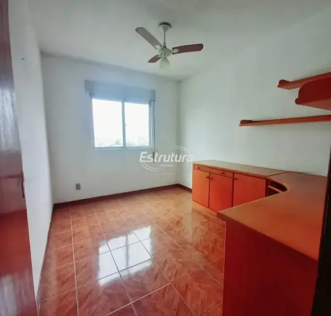 Foto 6 de Apartamento com 3 quartos à venda, 85m2 em Menino Jesus, Santa Maria - RS