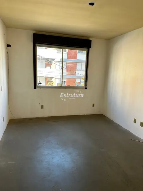 Foto 2 de Apartamento com 3 quartos à venda, 91m2 em Nossa Senhora de Fátima, Santa Maria - RS
