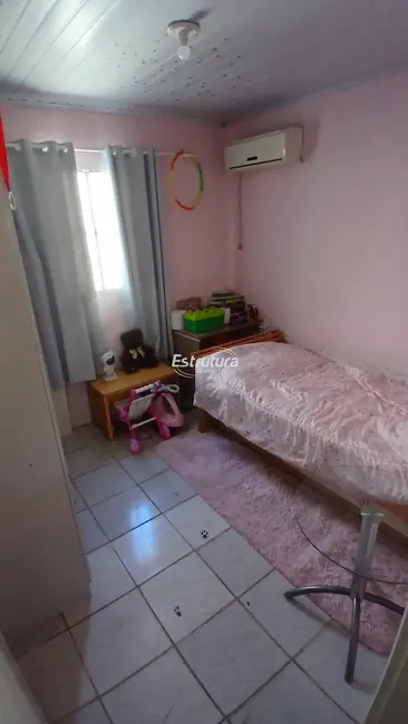 Casa com 2 quartos à venda, 90m2 em Tancredo Neves, Santa Maria - RS - imagem 7 Foto 7 de Casa com 2 quartos à venda, 90m2 em Tancredo Neves, Santa Maria - RS