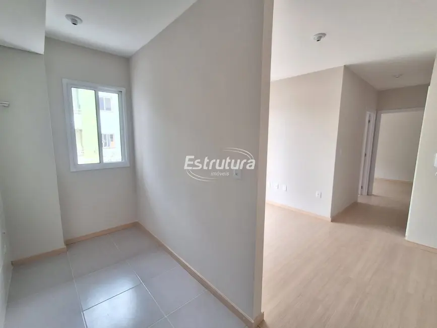 Foto 2 de Apartamento com 2 quartos para alugar, 52m2 em Camobi, Santa Maria - RS