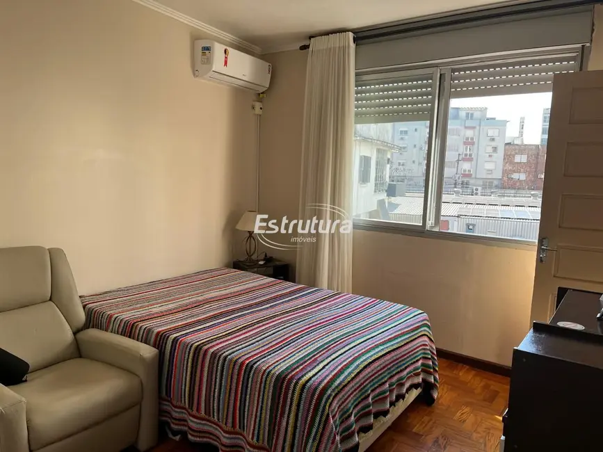 Foto 2 de Apartamento com 3 quartos à venda, 103m2 em Centro, Santa Maria - RS