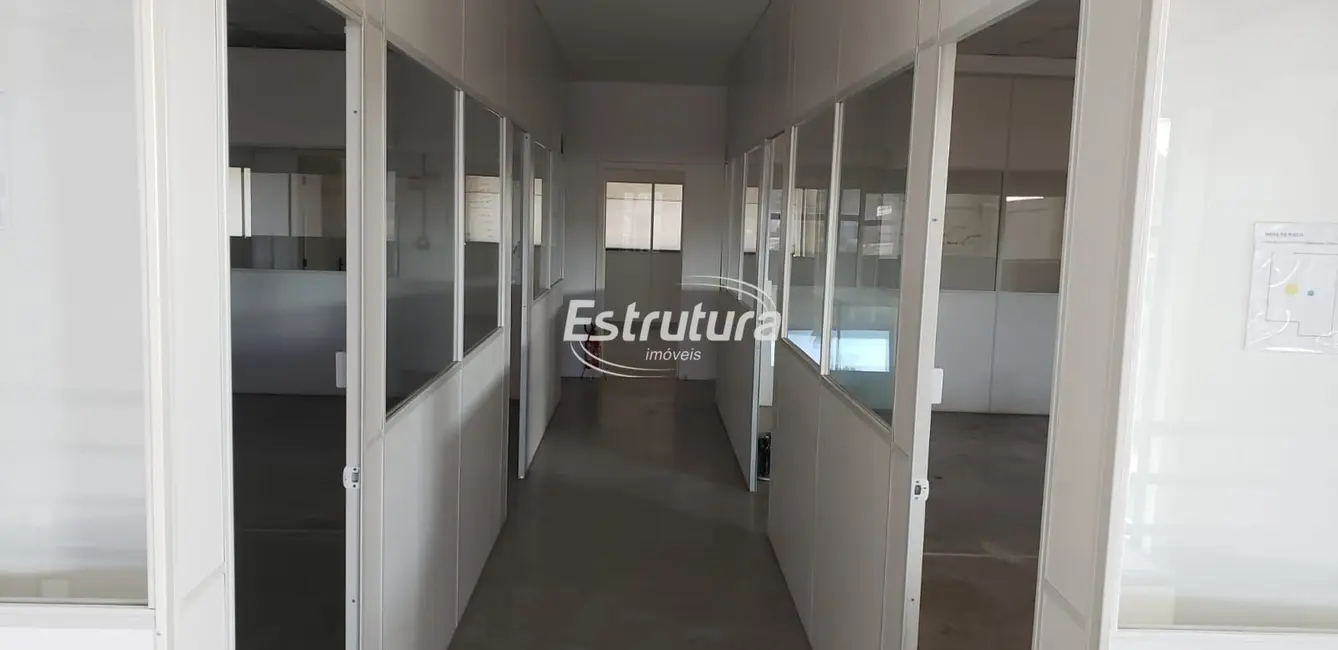 Armazém / Galpão com 6 quartos para alugar, 1000m2 em Urlândia, Santa Maria - RS - imagem 5 Foto 5 de Armazém / Galpão com 6 quartos para alugar, 1000m2 em Urlândia, Santa Maria - RS