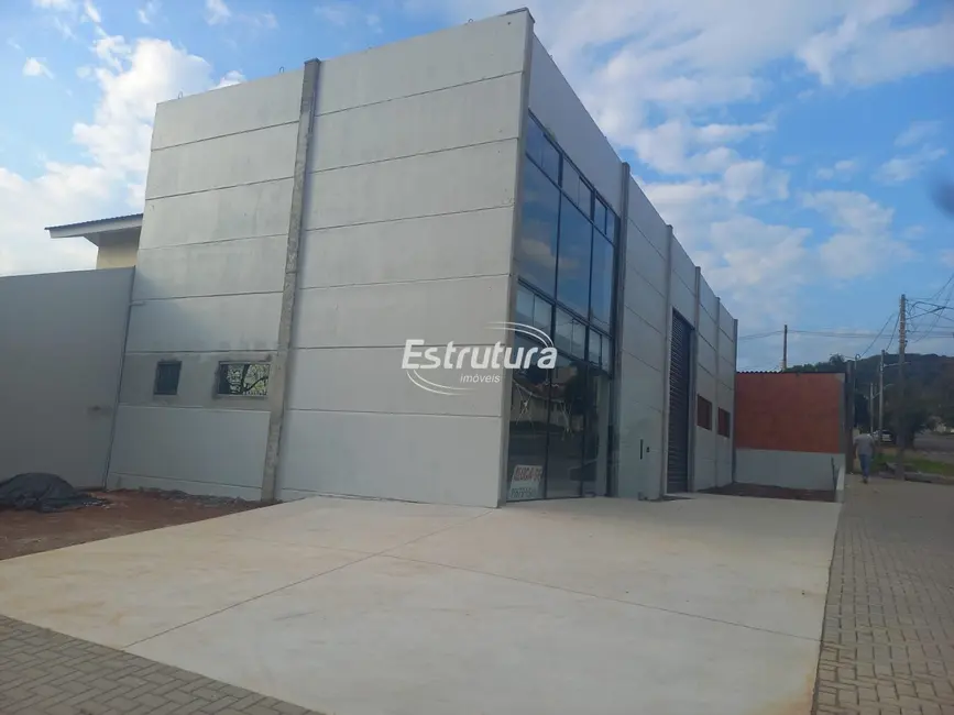 Foto 2 de Armazém / Galpão com 3 quartos para alugar, 200m2 em Dom Antônio Reis, Santa Maria - RS