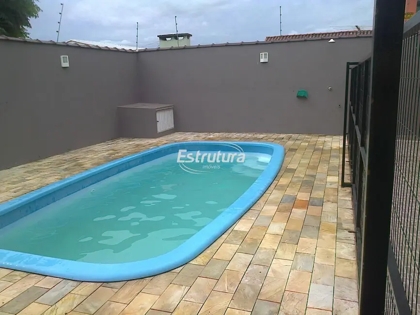 Foto 1 de Casa com 4 quartos à venda, 187m2 em Pinheiro Machado, Santa Maria - RS