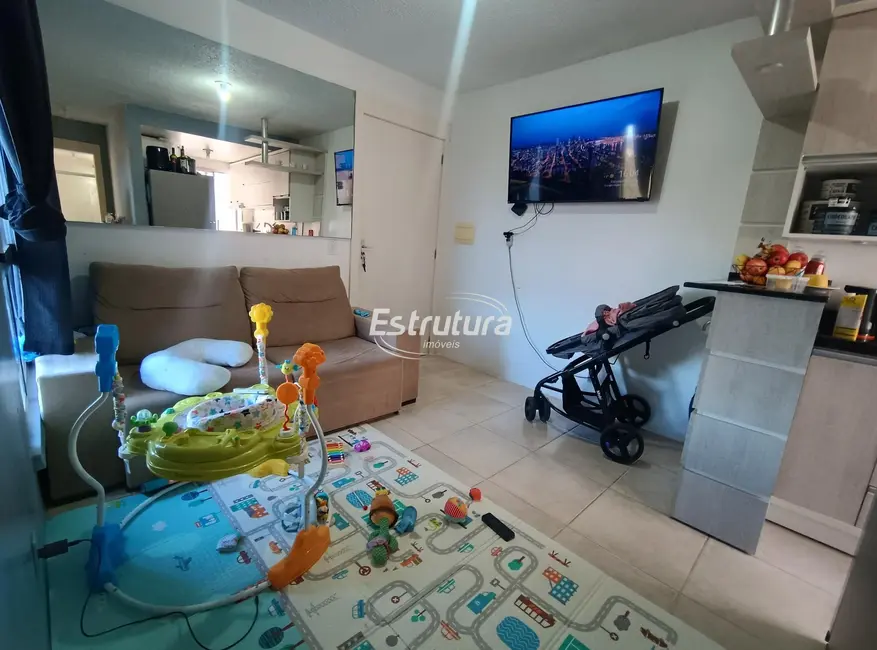 Foto 3 de Apartamento com 2 quartos à venda, 42m2 em Urlândia, Santa Maria - RS
