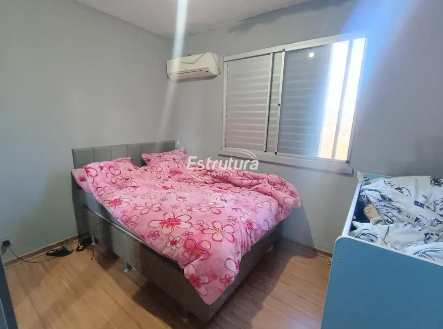 Foto 6 de Apartamento com 2 quartos à venda, 42m2 em Urlândia, Santa Maria - RS