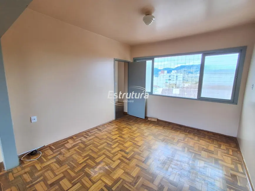 Apartamento com 3 quartos para alugar, 155m2 em Nossa Senhora das Dores, Santa Maria - RS - imagem 2 Foto 2 de Apartamento com 3 quartos para alugar, 155m2 em Nossa Senhora das Dores, Santa Maria - RS
