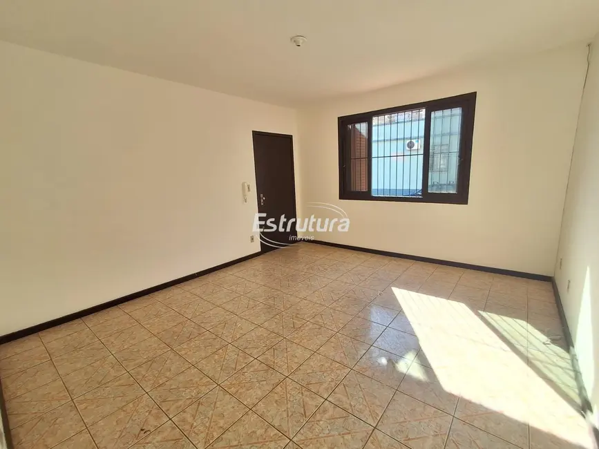 Apartamento com 2 quartos para alugar, 84m2 em Nossa Senhora de Fátima, Santa Maria - RS - imagem 2 Foto 2 de Apartamento com 2 quartos para alugar, 84m2 em Nossa Senhora de Fátima, Santa Maria - RS