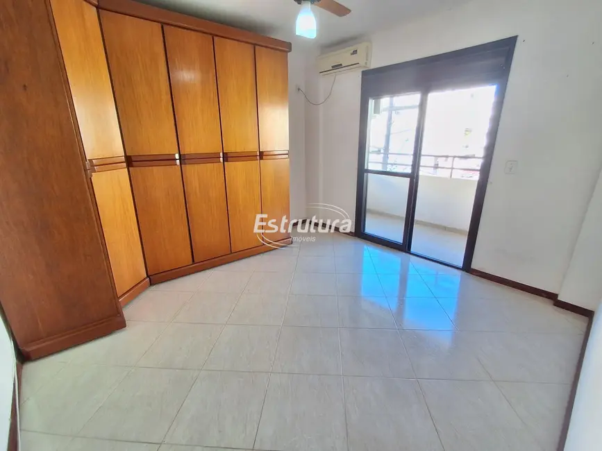 Foto 9 de Apartamento com 2 quartos para alugar, 80m2 em Nossa Senhora do Rosário, Santa Maria - RS