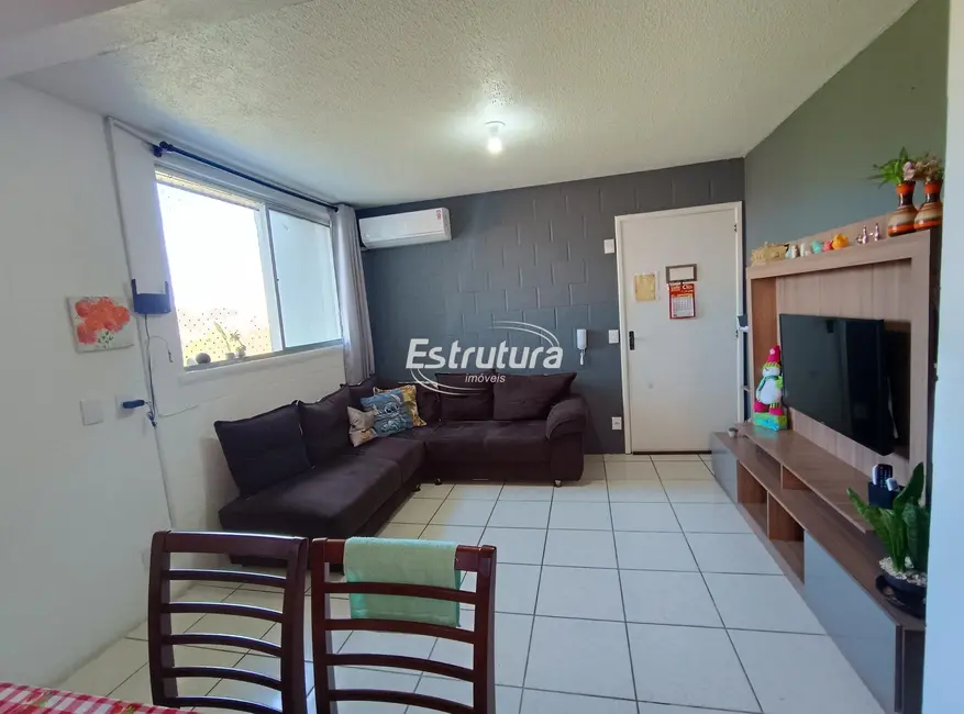 Foto 3 de Apartamento com 2 quartos à venda, 47m2 em Nossa Senhora Medianeira, Santa Maria - RS