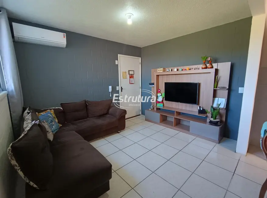 Foto 7 de Apartamento com 2 quartos à venda, 47m2 em Nossa Senhora Medianeira, Santa Maria - RS