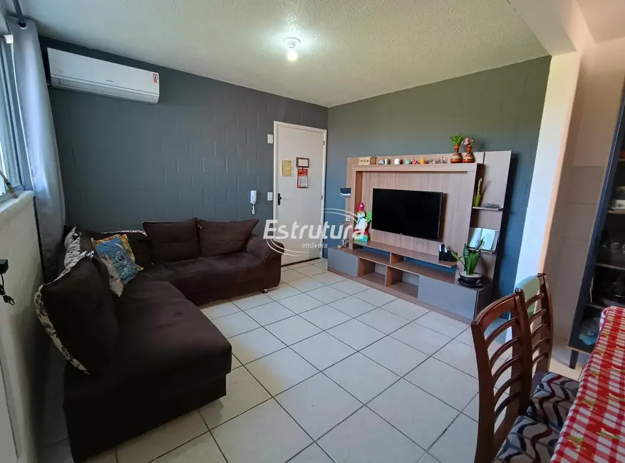 Foto 6 de Apartamento com 2 quartos à venda, 47m2 em Nossa Senhora Medianeira, Santa Maria - RS