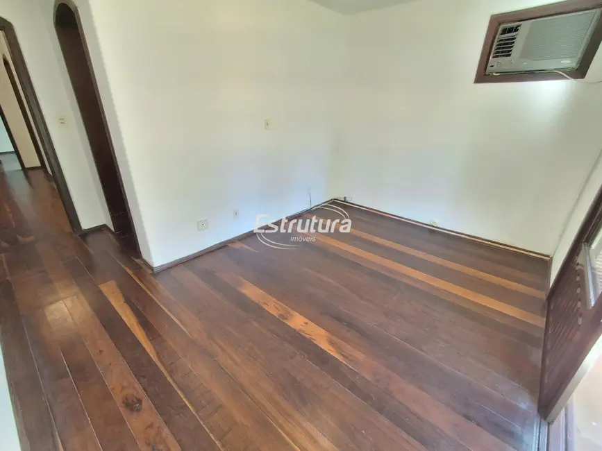 Foto 7 de Apartamento com 3 quartos à venda, 123m2 em Nossa Senhora de Lourdes, Santa Maria - RS
