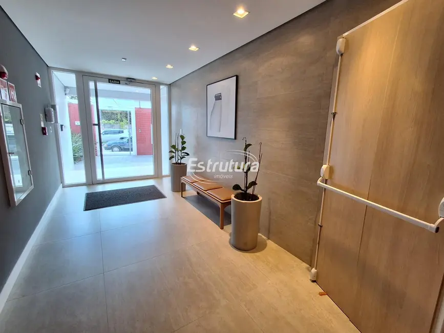 Foto 3 de Apartamento com 3 quartos à venda, 156m2 em Nossa Senhora Medianeira, Santa Maria - RS