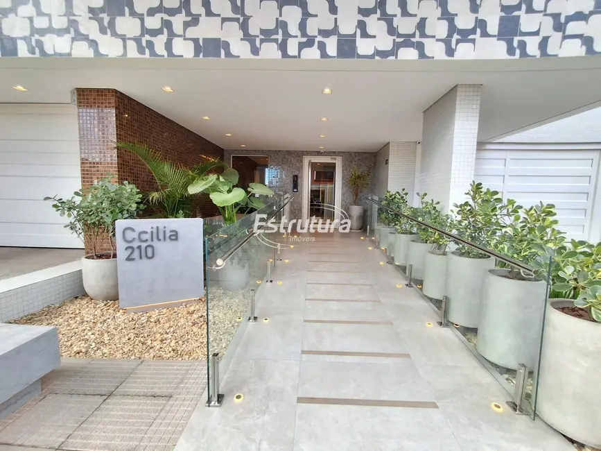 Foto 2 de Apartamento com 3 quartos à venda, 154m2 em Nossa Senhora Medianeira, Santa Maria - RS