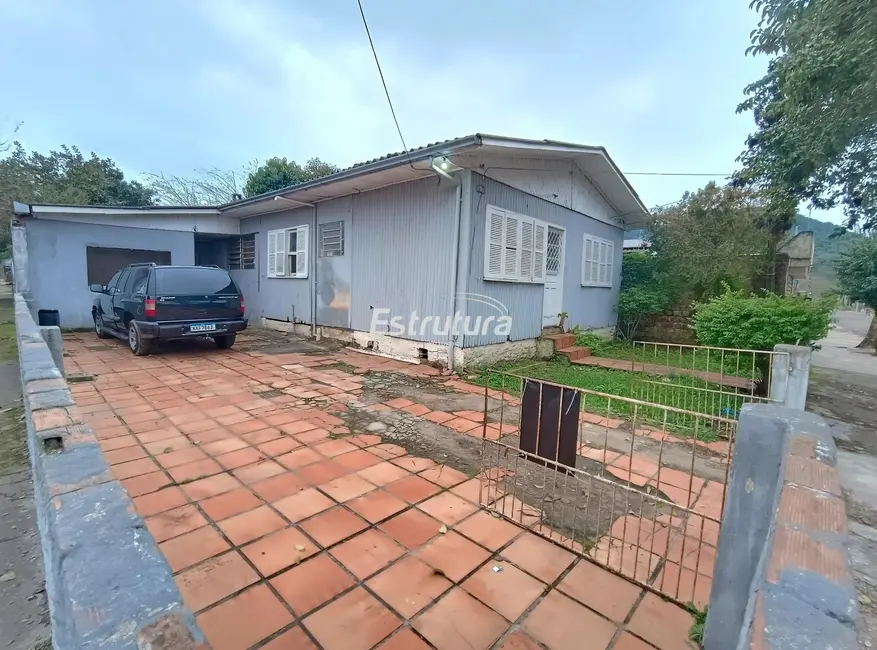 Foto 1 de Casa com 3 quartos à venda, 52m2 em Presidente João Goulart, Santa Maria - RS