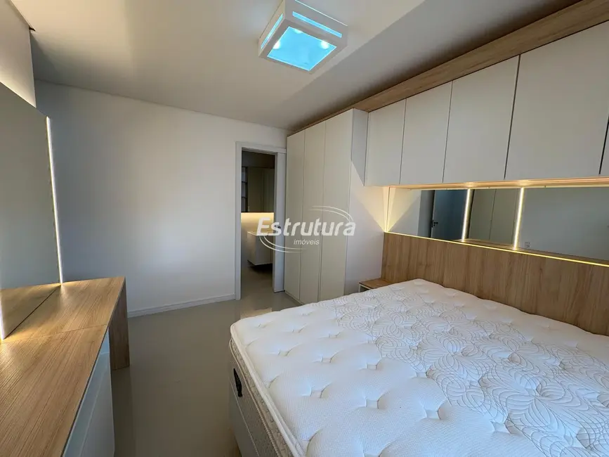 Foto 2 de Apartamento com 2 quartos à venda, 68m2 em Duque de Caxias, Santa Maria - RS