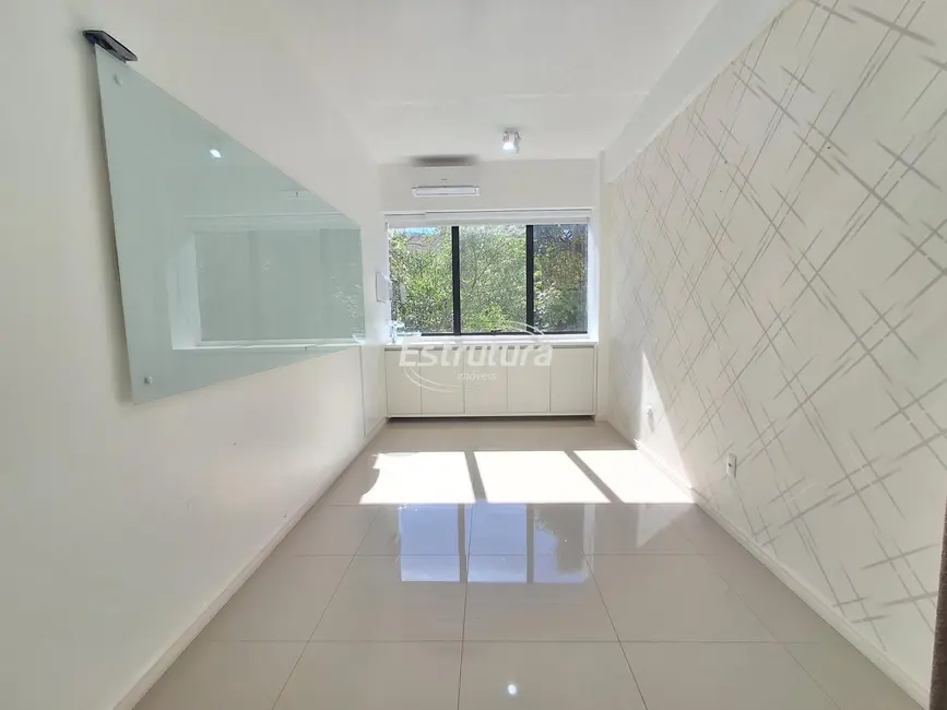 Foto 6 de Sala Comercial com 2 quartos para alugar, 71m2 em Nossa Senhora das Dores, Santa Maria - RS