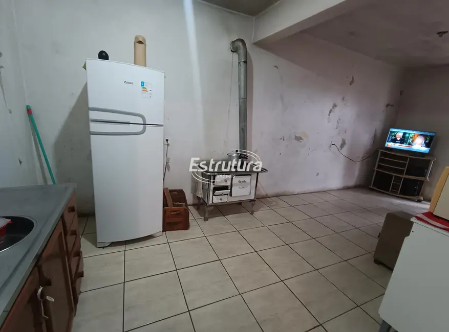 Casa com 6 quartos à venda, 160m2 em Pinheiro Machado, Santa Maria - RS - imagem 7 Foto 7 de Casa com 6 quartos à venda, 160m2 em Pinheiro Machado, Santa Maria - RS