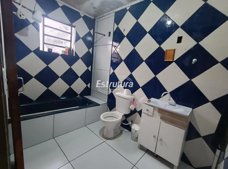 Foto 1 de Casa com 6 quartos à venda, 160m2 em Pinheiro Machado, Santa Maria - RS