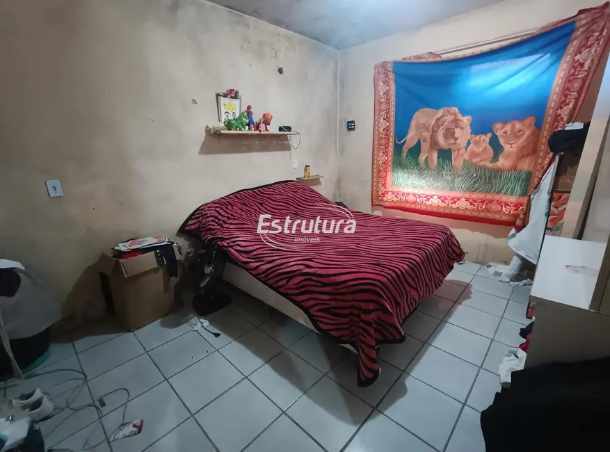 Casa com 6 quartos à venda, 160m2 em Pinheiro Machado, Santa Maria - RS - imagem 4 Foto 4 de Casa com 6 quartos à venda, 160m2 em Pinheiro Machado, Santa Maria - RS