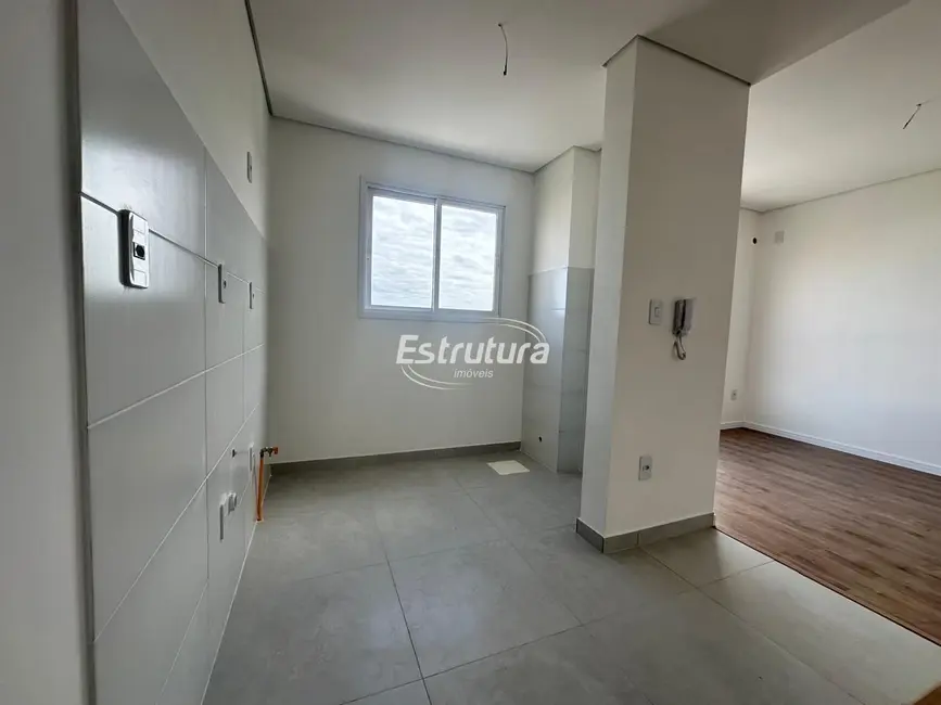 Foto 2 de Apartamento com 1 quarto à venda, 44m2 em Bonfim, Santa Maria - RS