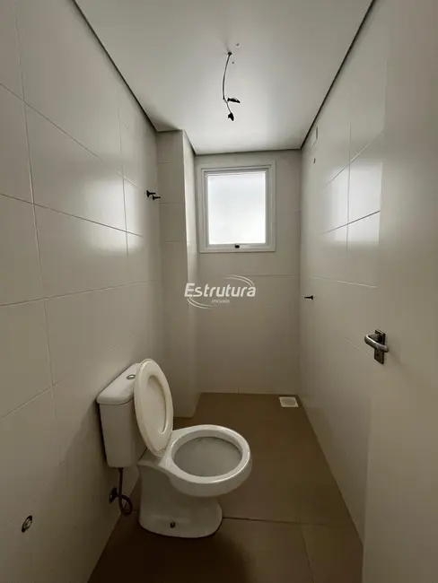 Foto 5 de Apartamento com 3 quartos à venda, 151m2 em Km 3, Santa Maria - RS