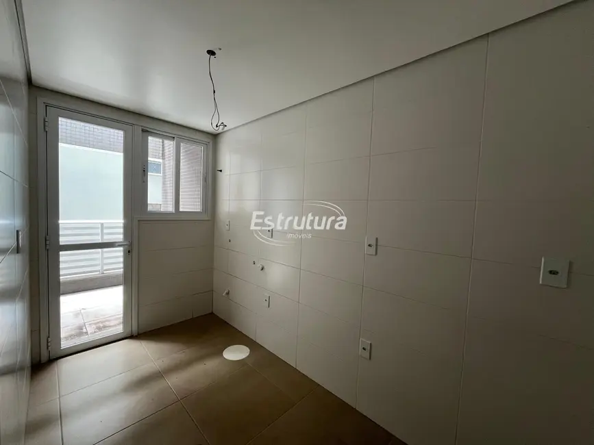 Foto 4 de Apartamento com 3 quartos à venda, 151m2 em Km 3, Santa Maria - RS