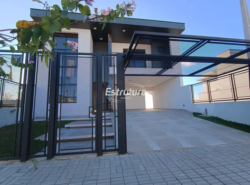 Foto 1 de Casa com 3 quartos à venda, 159m2 em Pinheiro Machado, Santa Maria - RS