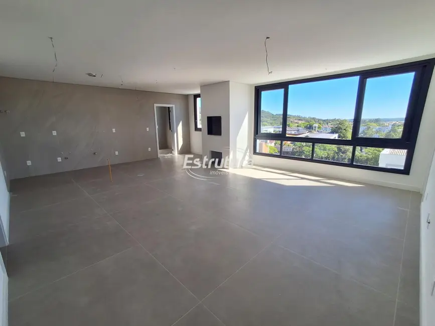 Foto 4 de Apartamento com 3 quartos à venda, 135m2 em Nossa Senhora de Lourdes, Santa Maria - RS