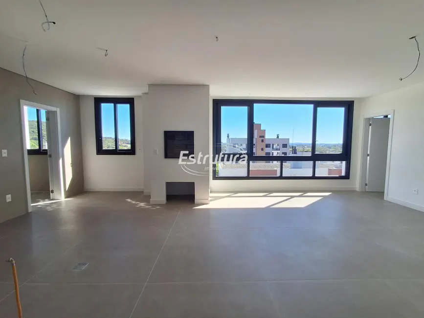 Foto 6 de Apartamento com 3 quartos à venda, 135m2 em Nossa Senhora de Lourdes, Santa Maria - RS