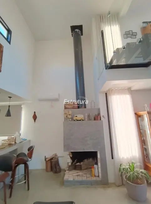 Foto 9 de Casa com 3 quartos à venda, 224m2 em Pinheiro Machado, Santa Maria - RS