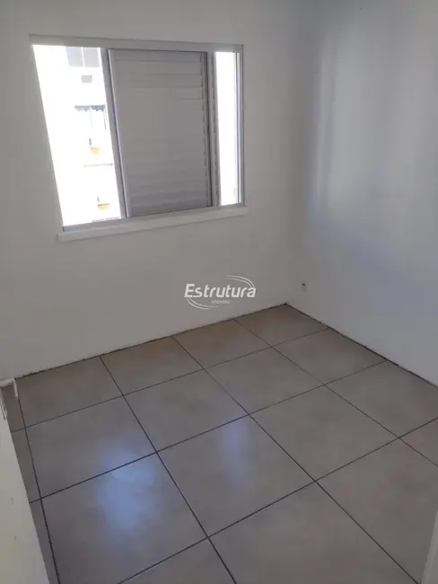 Foto 4 de Apartamento com 2 quartos à venda, 38m2 em Urlândia, Santa Maria - RS