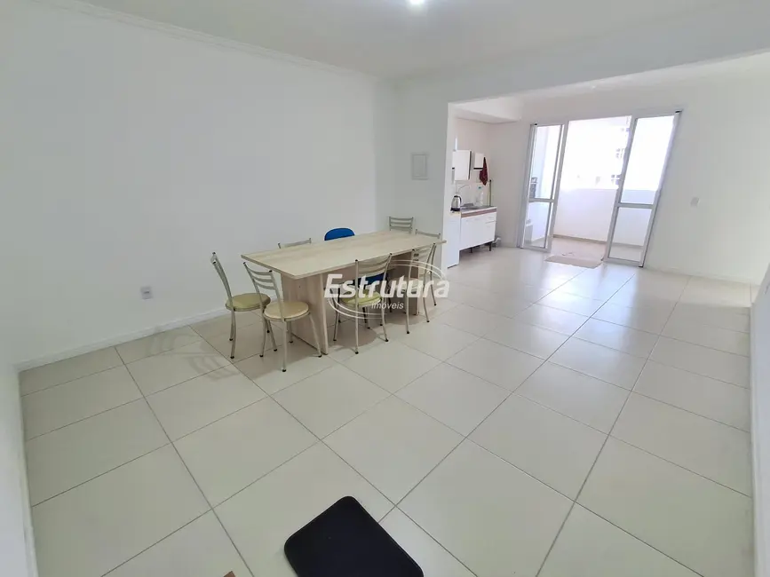 Foto 1 de Apartamento com 2 quartos à venda, 65m2 em Centro, Santa Maria - RS