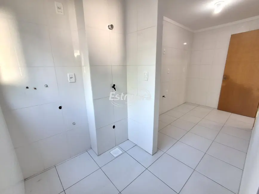 Apartamento com 2 quartos para alugar, 57m2 em Uglione, Santa Maria - RS - imagem 4 Foto 4 de Apartamento com 2 quartos para alugar, 57m2 em Uglione, Santa Maria - RS