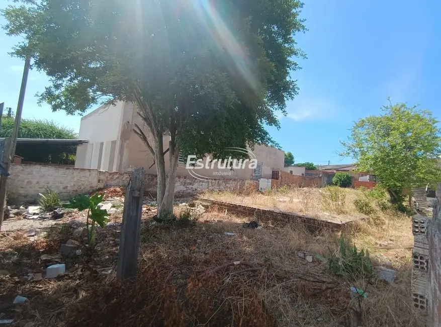 Foto 3 de Terreno / Lote à venda, 324m2 em Patronato, Santa Maria - RS