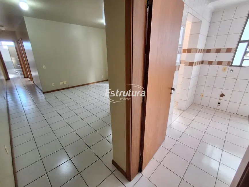 Foto 5 de Apartamento com 2 quartos para alugar, 79m2 em Nossa Senhora de Fátima, Santa Maria - RS