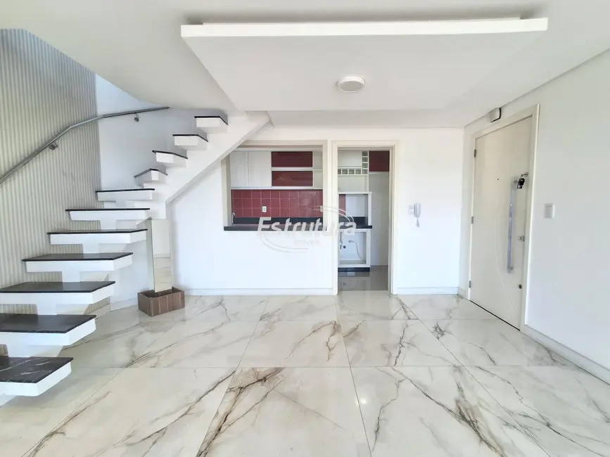 Foto 5 de Apartamento com 3 quartos para alugar, 190m2 em Dom Antônio Reis, Santa Maria - RS