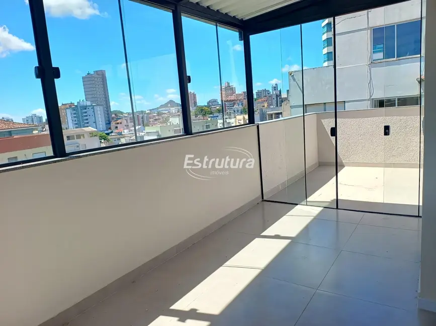 Foto 4 de Cobertura com 2 quartos à venda, 127m2 em Menino Jesus, Santa Maria - RS